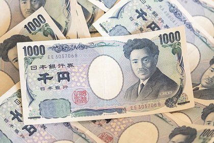 Япония приготовилась спасать иену