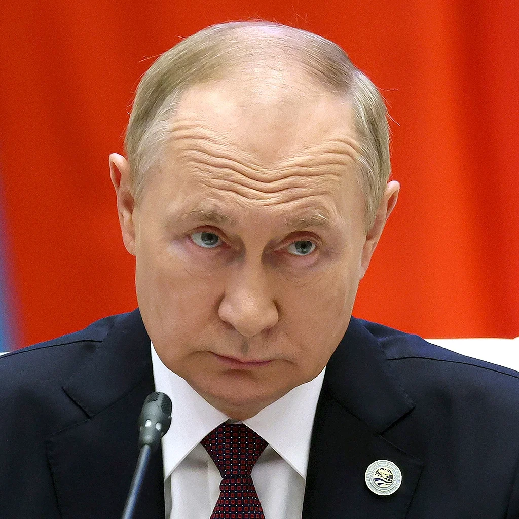 Putin Rusiyanı nüvə silahından istifadə etməklə şantaj edənlərə xəbərdarlıq edib Putin Rusiyanı nüvə silahından istifadə etməklə şantaj edənlərə xəbərdarlıq edib