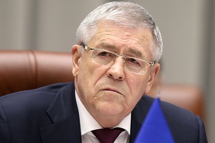 Депутат Госдумы посоветовал коллегам сложить полномочия и пойти служить