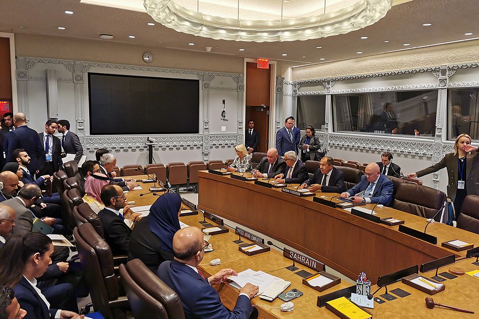 Сергей Лавров на встрече с представителями стран Персидского залива