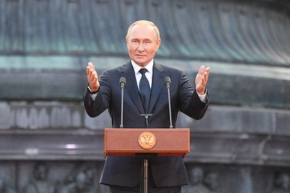 Президент принял в гражданство России финалистов «Лидеры России»