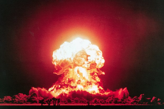 Испытания ядерной бомбы в апреле 1953 года. Фото: Corbis / Getty Images