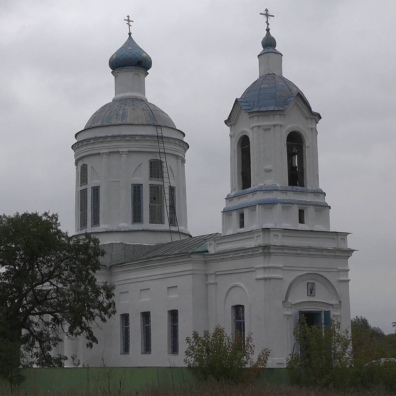 храмы лнр