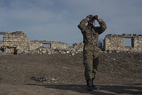 Не договорились. Что стоит за обострением армяно-азербайджанского конфликта и кому выгодно продолжение войны за Карабах?