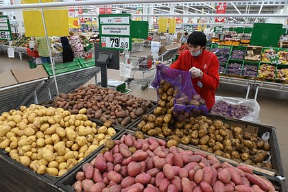 Торговые сети России требуют снижения ставок на импортные продукты