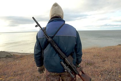Минэкологии Якутии заинтересовало фото охотников с сотней убитых зайцев