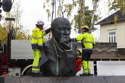 В Финляндии снесли последний в стране памятник Ленину