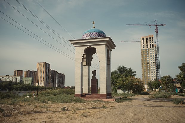 Набережная в районе Царев. Фото: Дмитрий Ермаков / «Лента.ру»