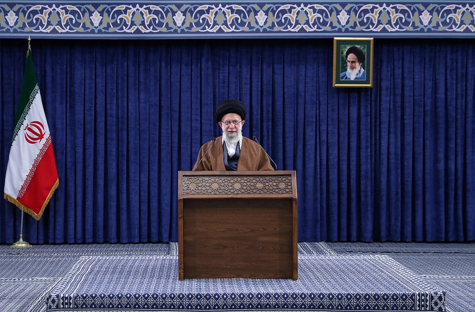 Обращение аятоллы Хаменеи в годовщину Исламской революции