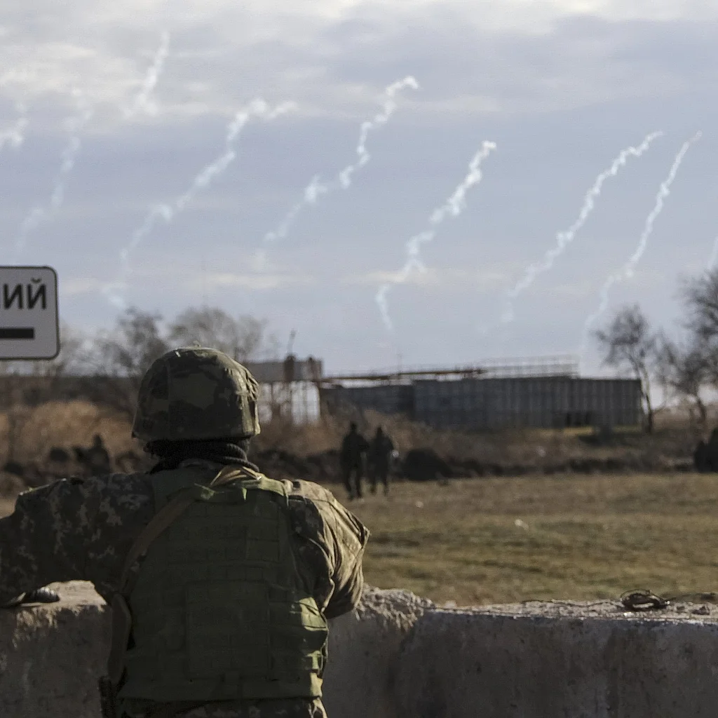 Ukrayna Silahlı Qüvvələrinin zərbəsi dinc sakinlərdən ibarət kolonnaya dəydi