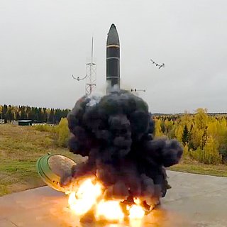 Пуск баллистической ракеты «Тополь-М»