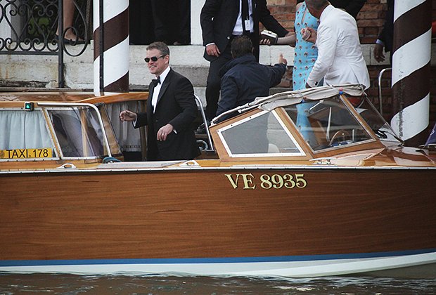 Мэтт Деймон прибывает на свадьбу Клуни в палаццо Кавалли-Франкетти 