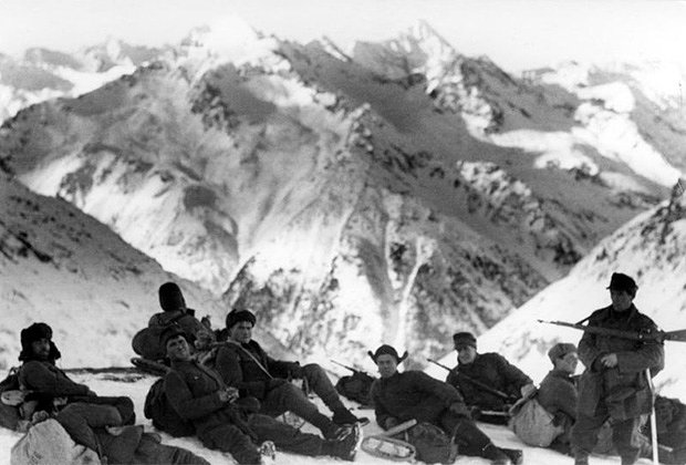Немецкие горные стрелки в горах Кавказа, декабрь 1942 года