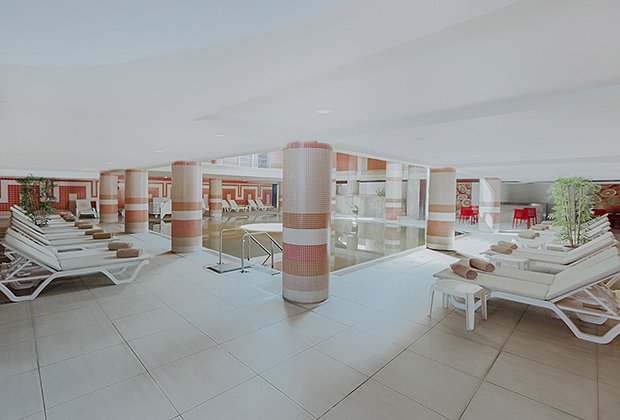 Термальный отель в районе Чешме. Фото: Pırıl Hotel Thermal &amp; Beauty Spa