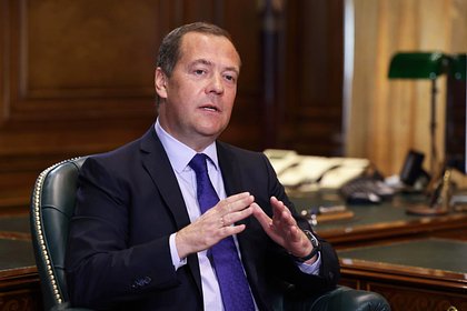Медведев назвал Борреля «увядшей брюссельской капустой»