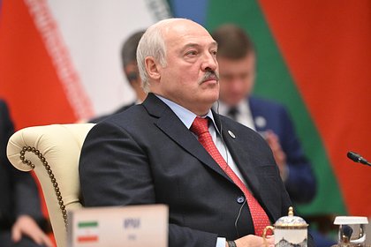 Лукашенко пообещал не пустить США под Москву