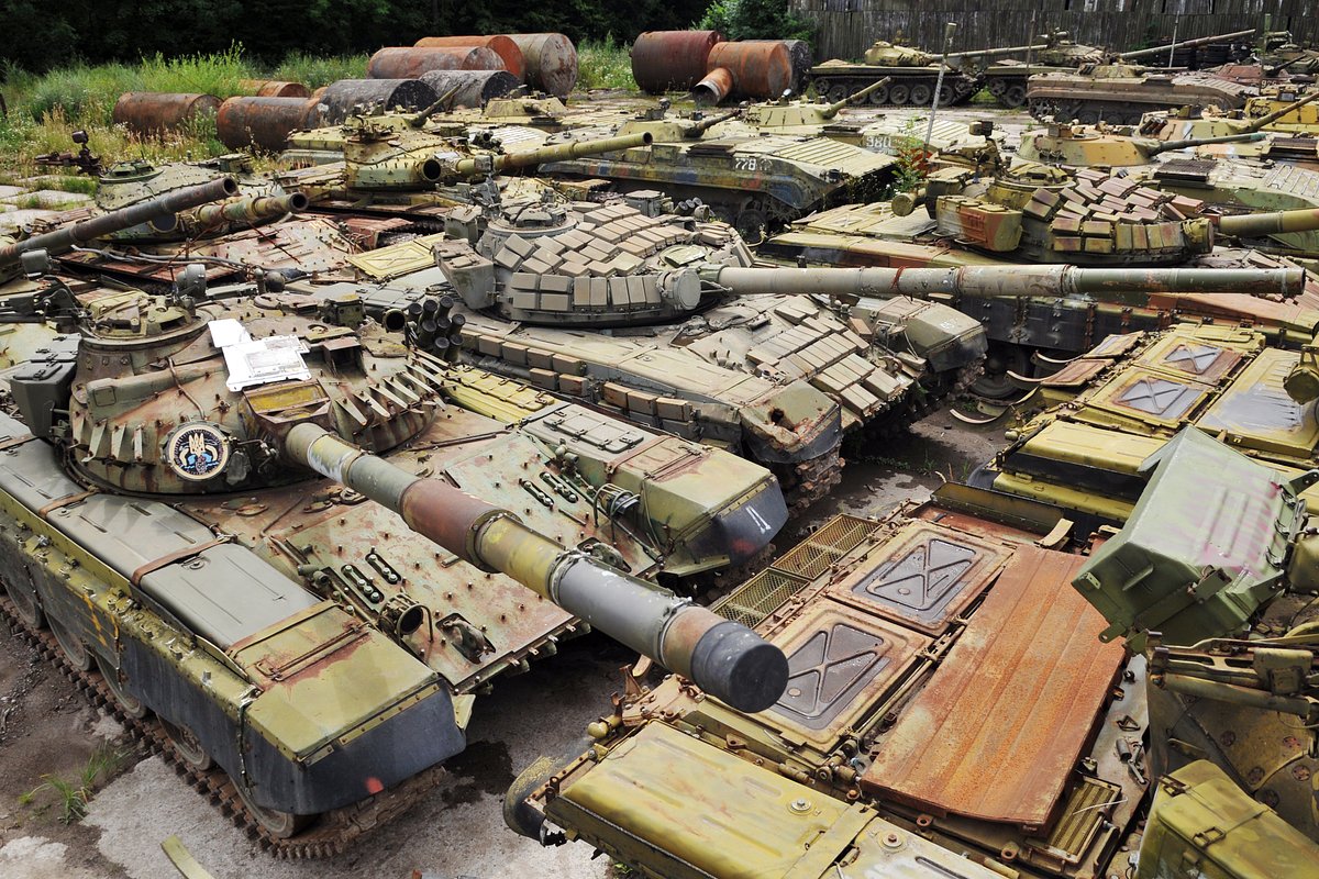 Советские танки на Львовском бронетанковом заводе
