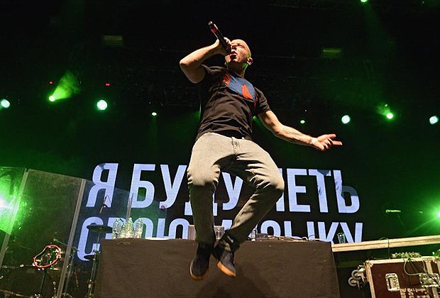 Концерт в поддержку рэпера Хаски прошел на концертной площадке "Главклуб" (ГлавClub). Российский рэпер Oxxxymiron (Оксимирон) во время концерта.

