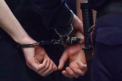 Россиянина осудили на шесть лет за попытку зарубить топором друга из-за алкоголя