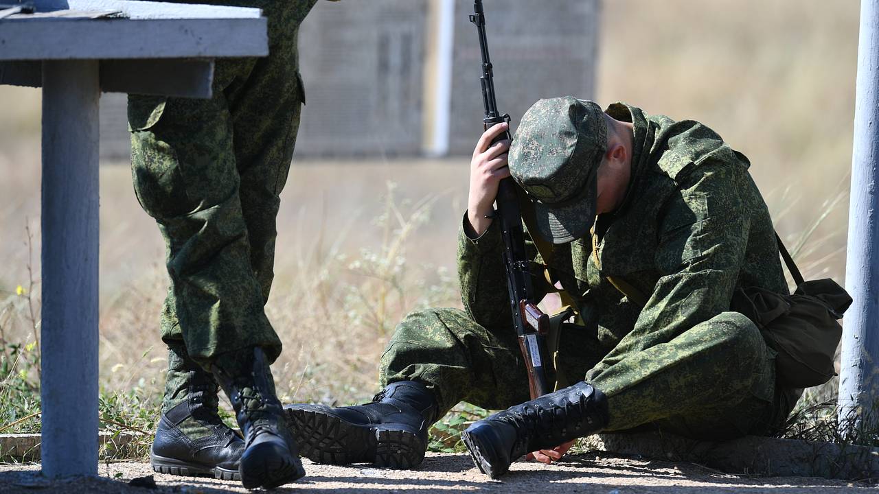 Опасно просто их присутствие там» Миллионы россиян страдают из-за болезней  психики. Почему их пытаются мобилизовать?: Общество: Россия: Lenta.ru