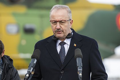 Глава Минобороны Румынии подал в отставку из-за разногласий с президентом страны