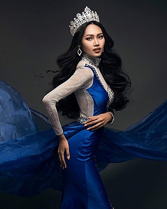 Хан Лэй в статусе королевы конкурса Miss Grand Myanmar