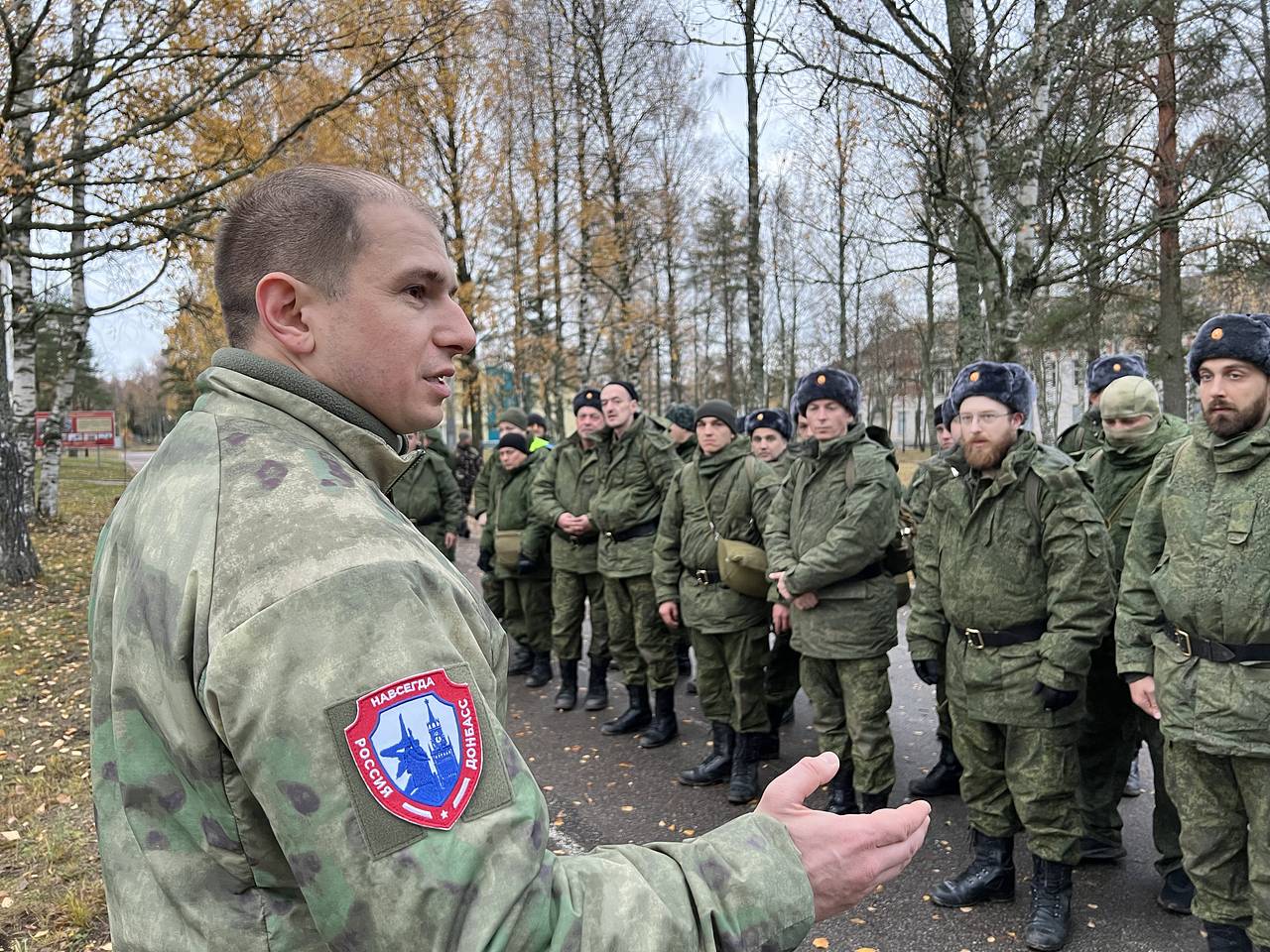 Михаил Романов возьмет шефство над воинской частью Западного военного  округа: Политика: Россия: Lenta.ru