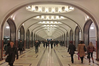 Мастера спорта по дзюдо задержали по делу о грабеже у станции метро в Петербурге