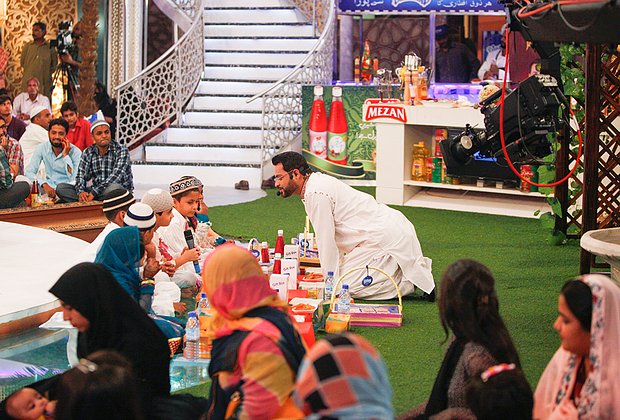 Амир Лиакат Хуссейн на шоу Amaan Ramazan в июле 2013 года