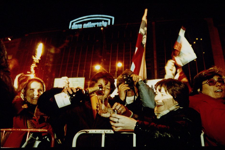 Словаки в центре Братиславы отмечают независимость, 1 января 1993 года