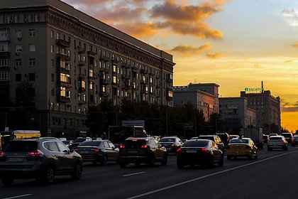 «Непереобувшихся» московских водителей призвали воздержаться от поездок
