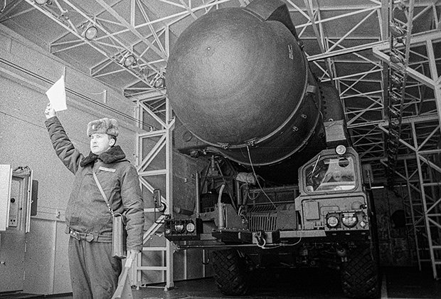 Ракетный комплекс РСД-10 в окрестностях города Речица (Белорусская ССР), 1987 год