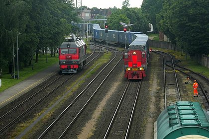 Пограничники отказались пропускать в Литву поезд с символикой ВДВ