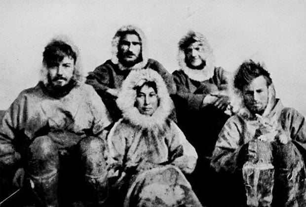 Экспедиция 1921 года, в центре — Ада Блэкджек 