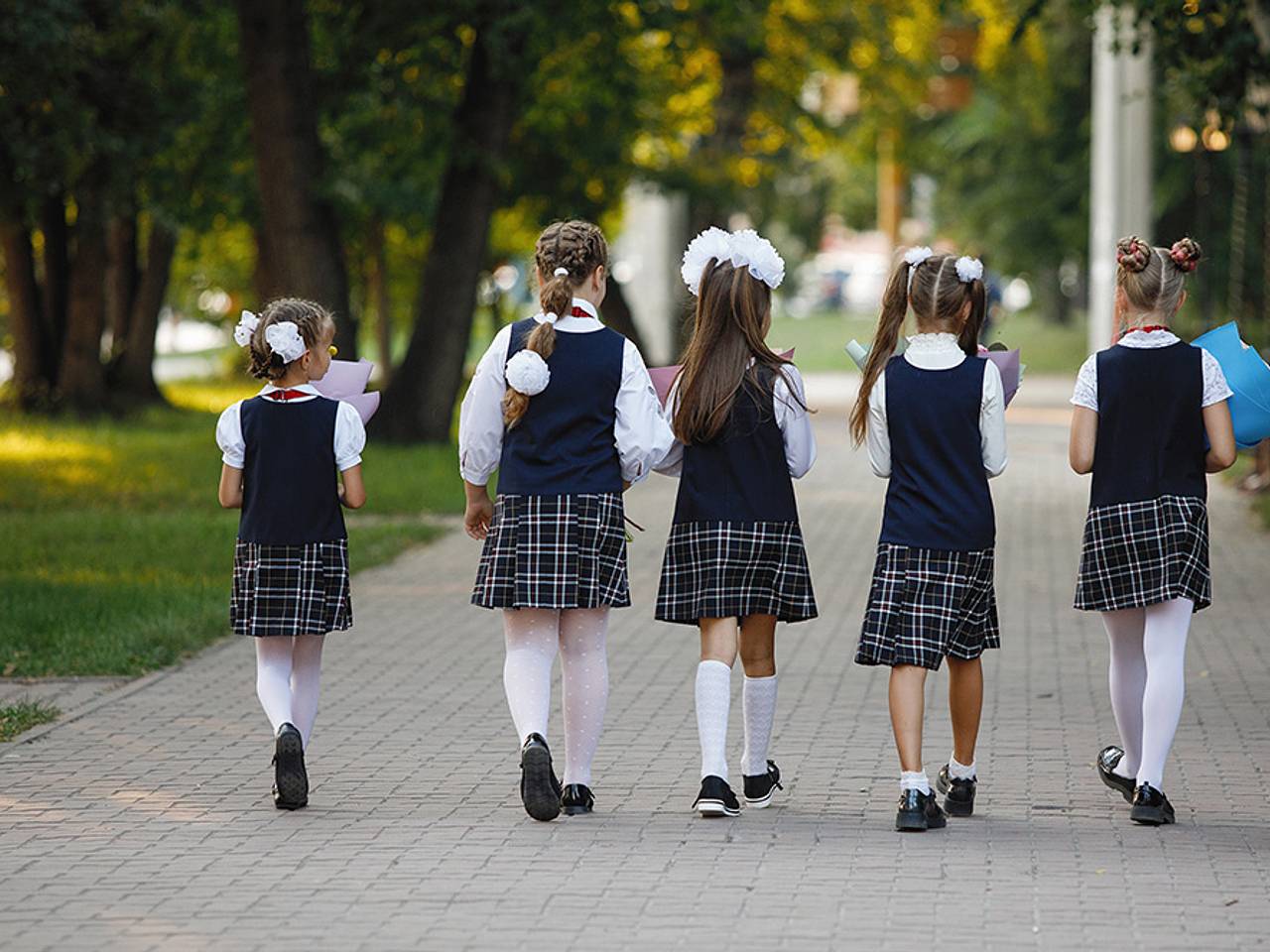 icdn schoolgirls В Госдуме оценили идею о единой школьной форме: Общество: Россия: Lenta.ru