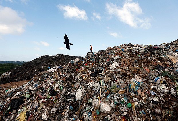 Свалка мусора в Коломбо