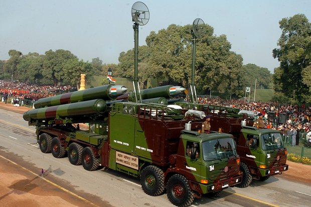 Противокорабельные ракеты BrahMos. Фото: B. M. Meena / Ministry of Defence of India