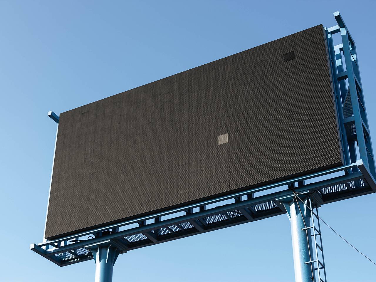 Цифровая наружная реклама на билбордах в Москве - сервис DRON