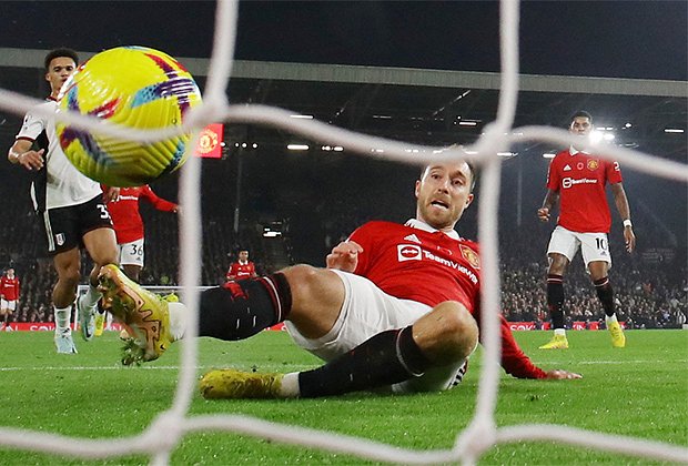 Кристиан Эриксен забивает первый мяч за «Манчестер Юнайтед»