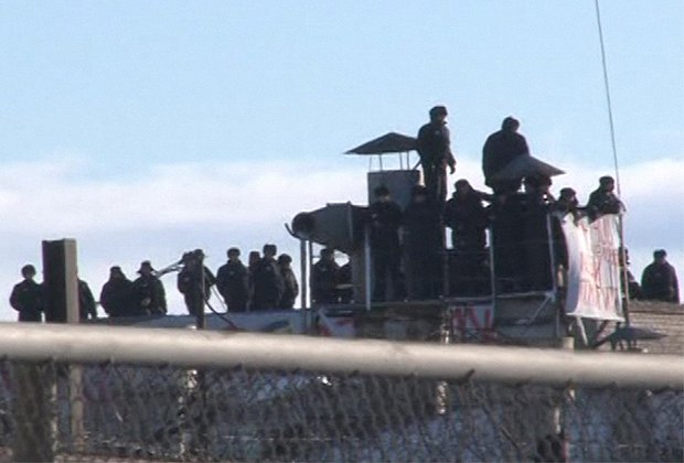 Бунтующие заключенные в ИК-6 города Копейска (Челябинская область). 24 ноября 2012 года