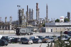 Нефтеперерабатывающий завод ISAB на Сицилии