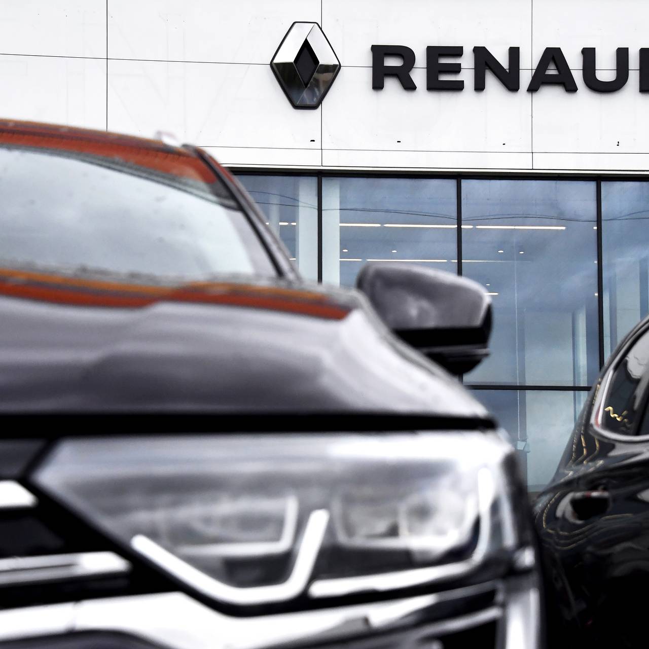 Власти отказались распространять на Renault льготное автокредитование:  Рынки: Экономика: Lenta.ru