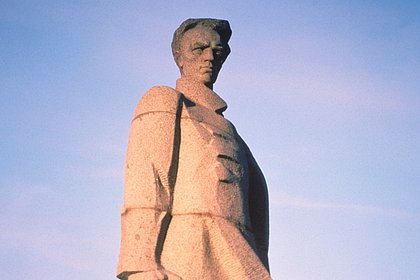В Хмельницкой области снесут памятник Островскому