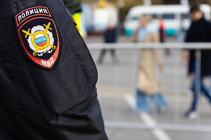 Двоих сотрудников МВД отправили в СИЗО за получение взятки в 100 тысяч рублей