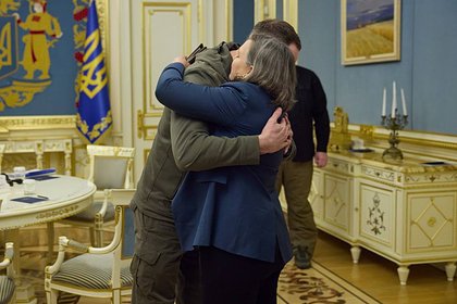 Глава офиса Зеленского встретился с Нуланд в Киеве