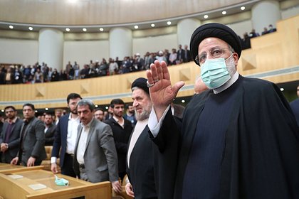 В Иране на фоне протестов захотели пересмотреть положения конституции 1979 года