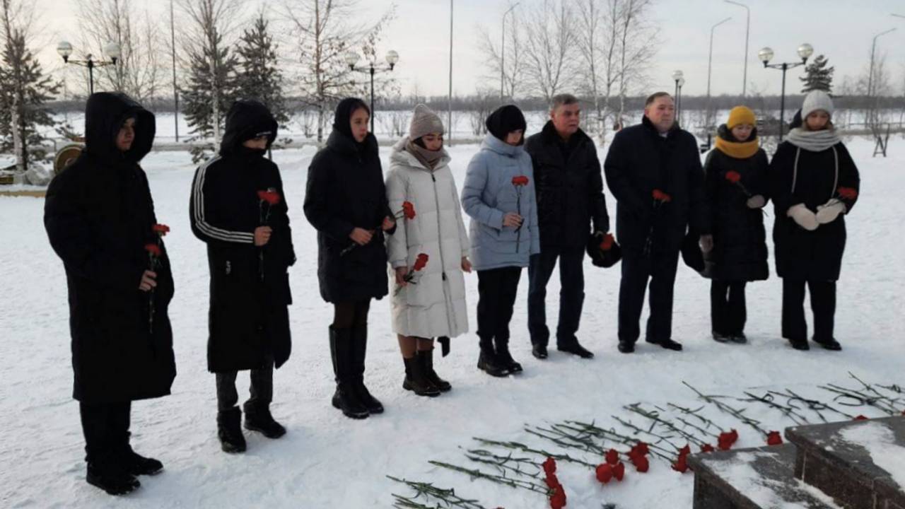 Власти Нижневартовска обнародовали список погибших при взрыве газа в жилом  доме: Общество: Россия: Lenta.ru