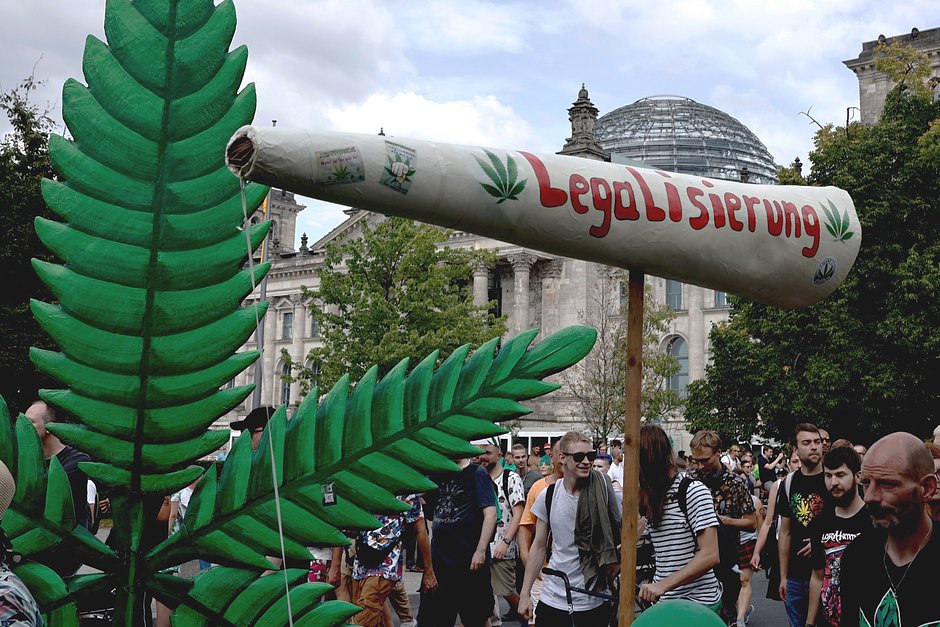 Ежегодный Конопляный парад (Hanfparade) в Берлине, 13 августа 2022 года