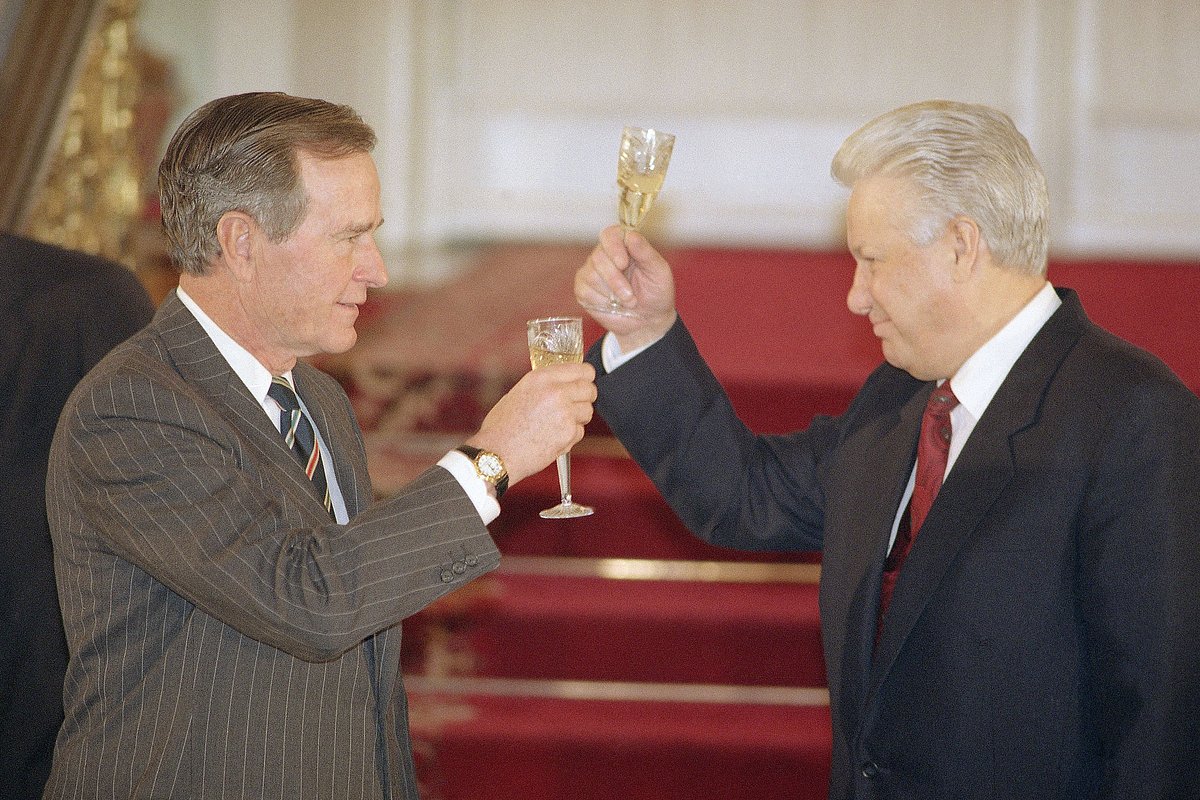 Джордж Буш-младший и Борис Ельцин