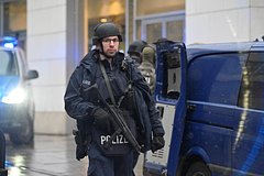 Стрелявшего в Дрездене мужчину задержали